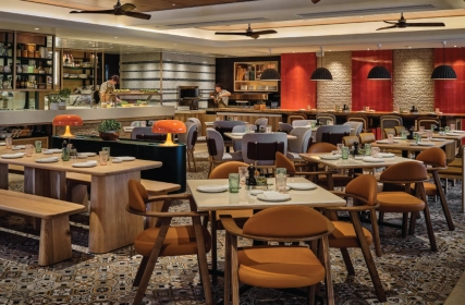 Caffè Luna Now Opens on Thursdays
